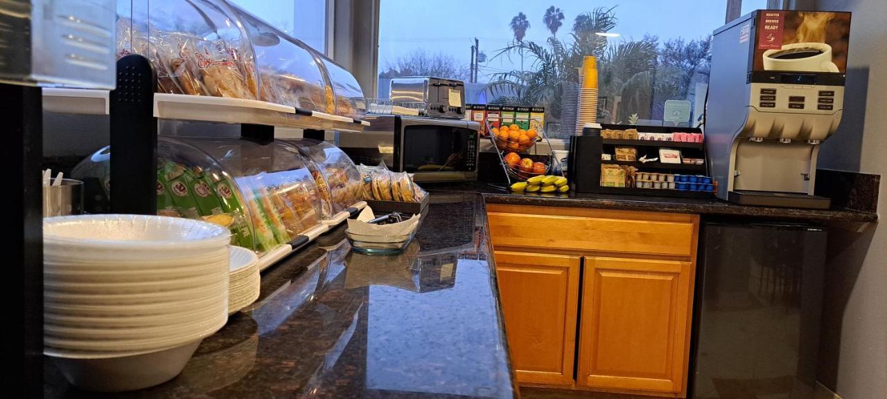 Portofino Inn Burbank Dış mekan fotoğraf
