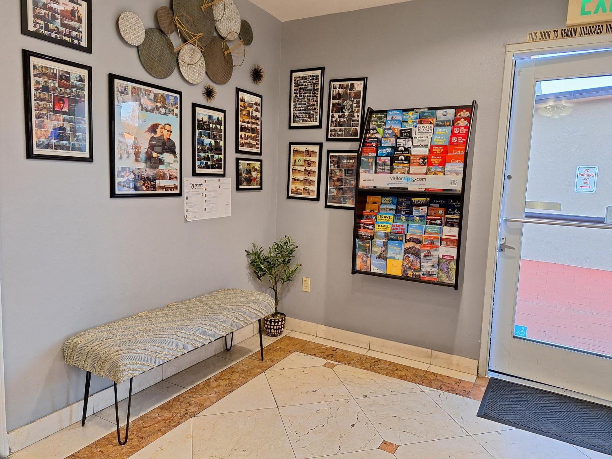 Portofino Inn Burbank Dış mekan fotoğraf